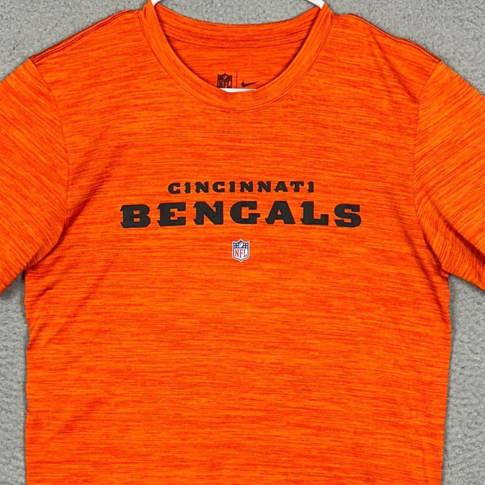 Cincinnati Bengals Nike T-Shirt Mens Small Dri-FIT Orange NFL Short Sleeve  EUC